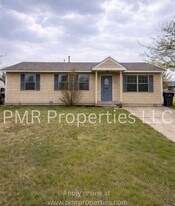 5330 NW Oak Ave in Lawton, OK - Building Photo