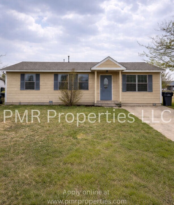 5330 NW Oak Ave in Lawton, OK - Building Photo