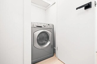 81 St Marks Pl in New York, NY - Foto de edificio - Building Photo