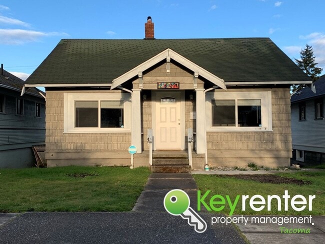 property at 2119 S L St