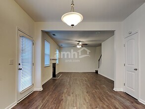 515 S Fortune Way in Dallas, GA - Building Photo - Building Photo