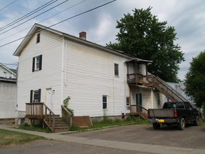 Village View in Gowanda, NY - Foto de edificio - Building Photo