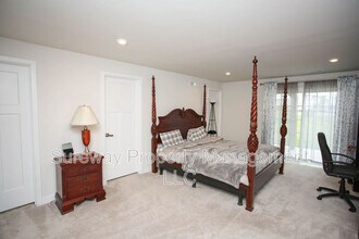 185 Nathan Dr in Cinnaminson, NJ - Building Photo - Building Photo