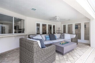 707 Portside Dr in Naples, FL - Building Photo - Building Photo