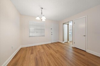 1975 W Bay Dr in Largo, FL - Building Photo - Building Photo