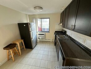 9 Chester St in Cambridge, MA - Building Photo - Building Photo