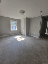 127 Main St in Middlefield, CT - Building Photo - Building Photo