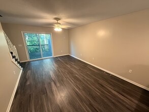 8732 NW 82nd St in Kansas City, MO - Building Photo - Building Photo