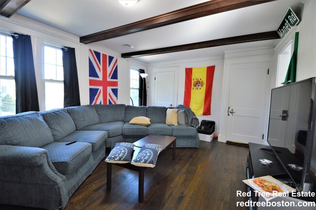 74 Manet Rd in Newton, MA - Building Photo - Building Photo