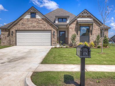 2105 E 136th St S in Bixby, OK - Building Photo