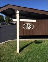 19570 Northridge Dr, Unit 45 in Northville, MI - Foto de edificio - Building Photo