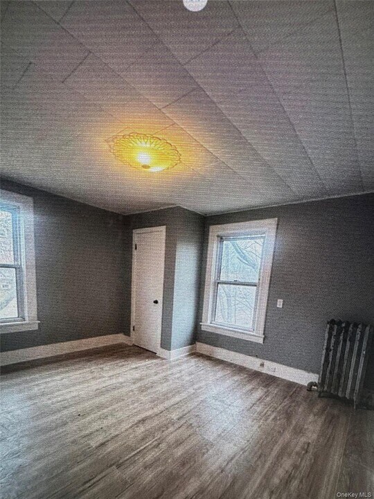 66 Clinton Ave in Monticello, NY - Building Photo