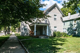 930 Fremont St in Manhattan, KS - Building Photo