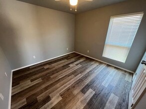 8506 11th St in Lubbock, TX - Building Photo - Building Photo