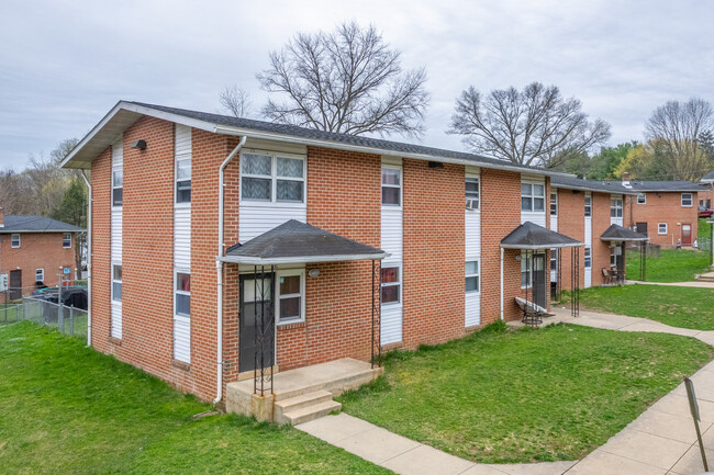 Franklin Terrace in Lancaster, PA - Building Photo - Primary Photo