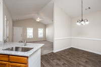 Lakemont at Avery Park in Newnan, GA - Building Photo - Building Photo