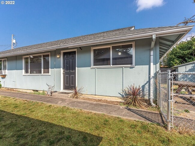 909 W 36th St in Vancouver, WA - Building Photo - Building Photo
