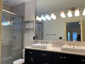 632 John Wayne Dr in Central Point, OR - Building Photo - Building Photo