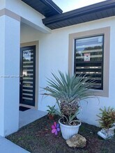 425 Majors Ave S in Lehigh Acres, FL - Building Photo - Building Photo