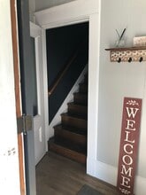 10 State St, Unit 2 in Westfield, MA - Foto de edificio - Building Photo