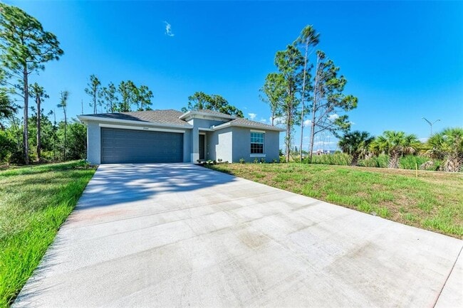 property at 1217 Birchcrest Blvd