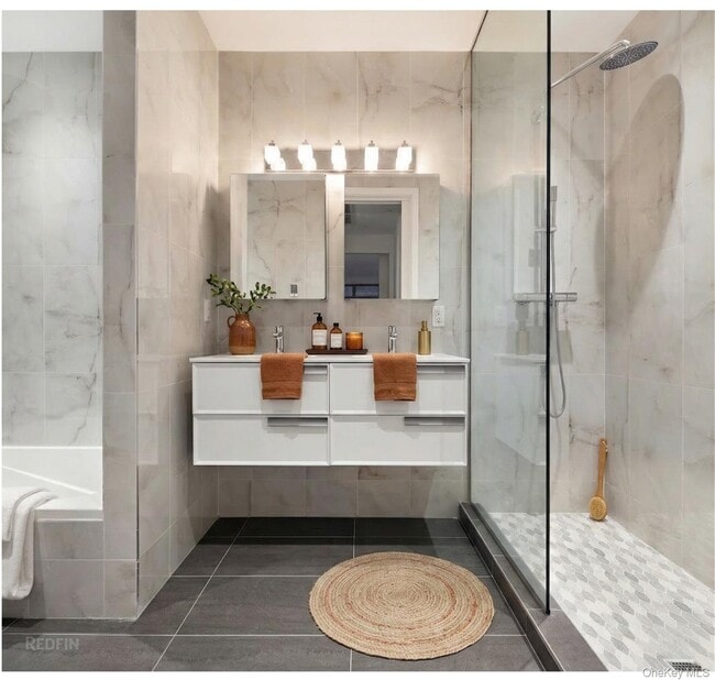 128 W 26th St in New York, NY - Building Photo - Building Photo