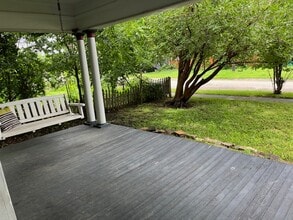 1409 N Austin St in Denton, TX - Foto de edificio - Building Photo