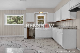 4011 Comanche Rd in Memphis, TN - Building Photo - Building Photo