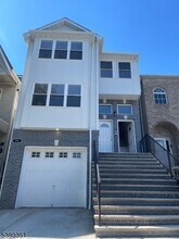 99 Osborne Terrace in Newark, NJ - Building Photo - Building Photo
