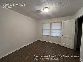 1605 N Key Blvd in Midwest City, OK - Building Photo - Building Photo