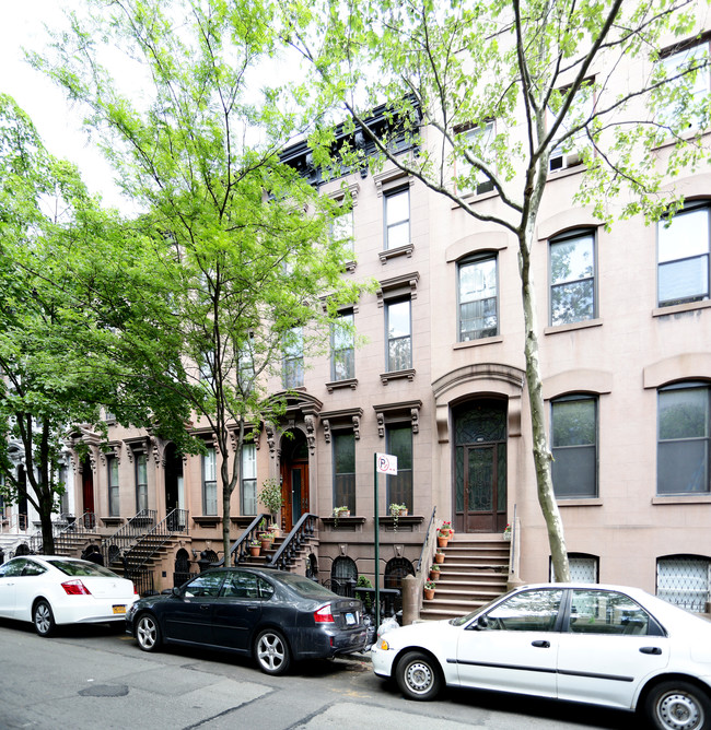 405 Clinton St in Brooklyn, NY - Building Photo - Building Photo