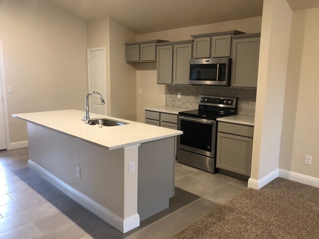 10111 Virginia Ave in Lubbock, TX - Building Photo - Building Photo