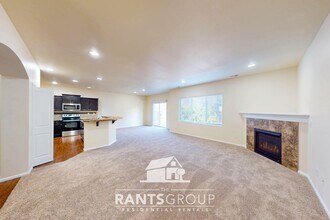 3106 Eagle Loop NE in Lacey, WA - Building Photo - Building Photo