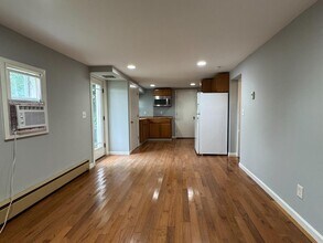 838 W Beverley St in Staunton, VA - Building Photo - Building Photo