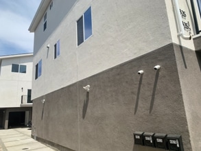 4825-4825 Riverton Ave in Los Angeles, CA - Foto de edificio - Building Photo