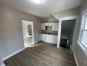 16902 Langly Ave in Cleveland, OH - Building Photo - Building Photo