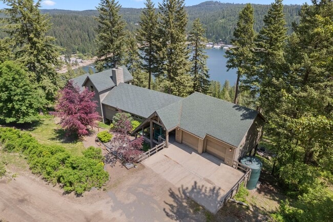 1188 Midas Dr in Sagle, ID - Building Photo - Building Photo