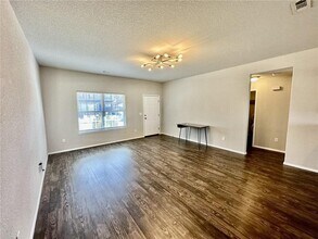 6206 SW Warrington Rd in Bentonville, AR - Building Photo - Building Photo