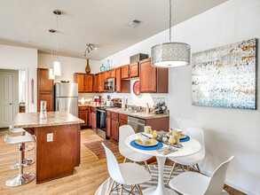 The Parc at East Fifty First in Tulsa, OK - Building Photo - Building Photo