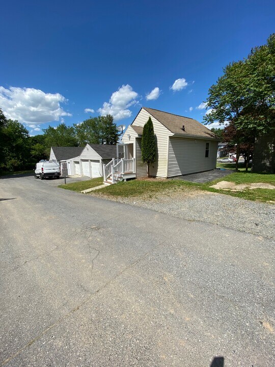 452 Main St in Reisterstown, MD - Building Photo