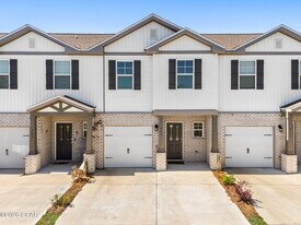 409 N Gay Ave in Panama City, FL - Building Photo