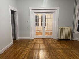 65 Sargeant St in Hartford, CT - Building Photo