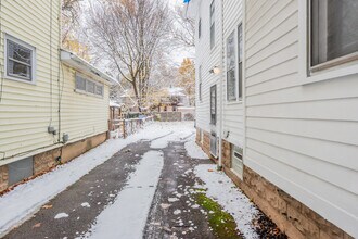 57 Anthony St, Unit 57 in Rochester, NY - Building Photo - Building Photo