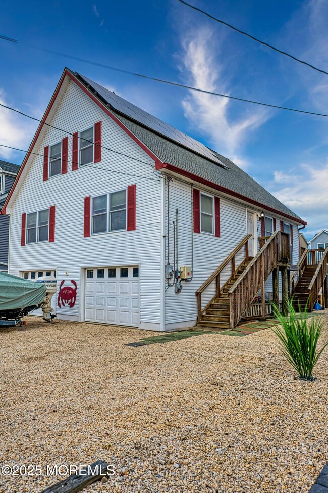 45 Sylvia Ln in Stafford Township, NJ - Foto de edificio - Building Photo