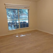 1909 Roaring Springs Dr in Pearland, TX - Building Photo - Building Photo