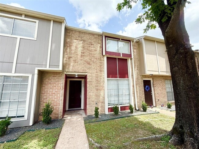 property at 1495 Springrock Ln