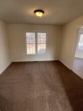 9833 Pemberton Creek Dr in Richmond, VA - Building Photo - Building Photo