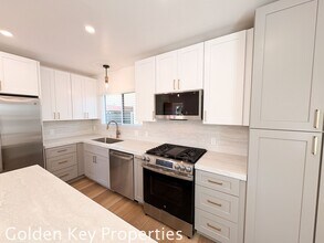 1724 Broadway St in Oceanside, CA - Building Photo - Building Photo