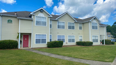 West Club Apartments in Macon, GA - Foto de edificio - Building Photo