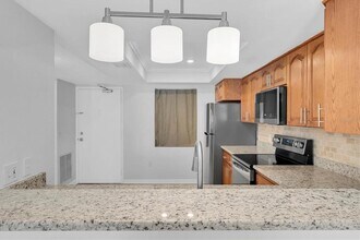 4902 38th Way S in St. Petersburg, FL - Building Photo - Building Photo
